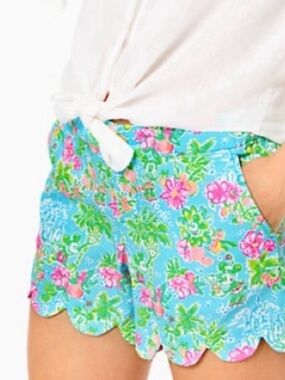 Lilly Pulitzer Buttercup Shorts, Lilly Loves Disney Blue Ibiza   (NWT)